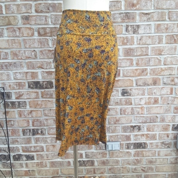 NWT Lularoe Azure printed skirts sz XS - Picture 3 of 6